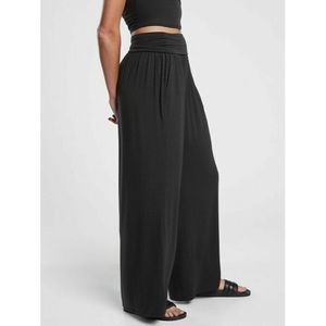 Athleta studio wide leg pant Large